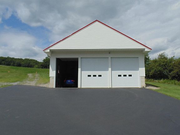 4th image of 3175 County Highway 31