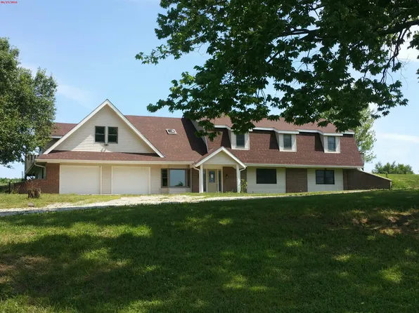 21825 Oil Well Rd, Dearborn, MO 64439