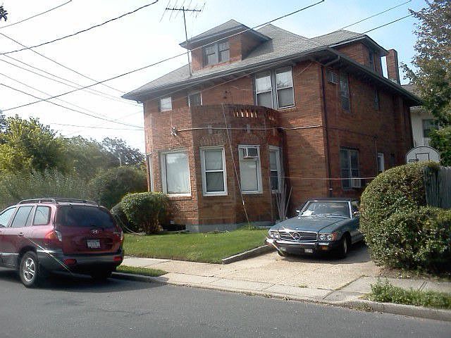 1st image of 690 Empire Ave