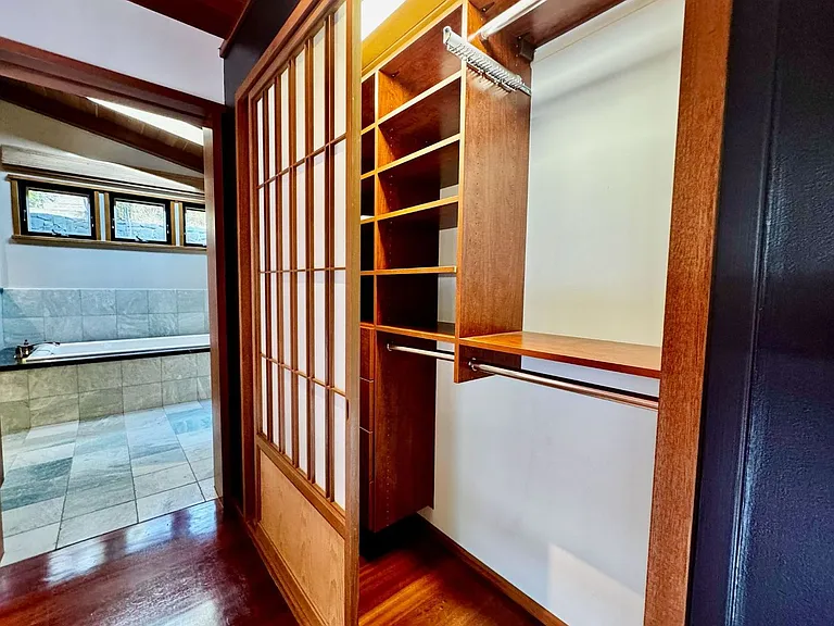 60 Frances Ave — Photo 36