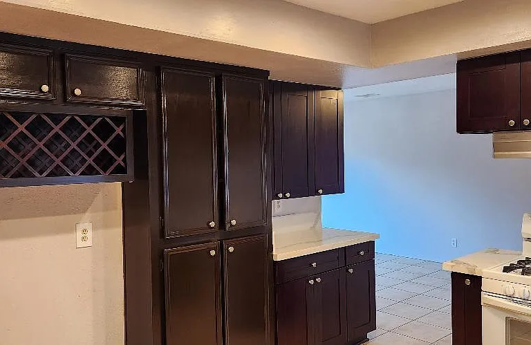 2619 Bancroft Dr — Photo 5