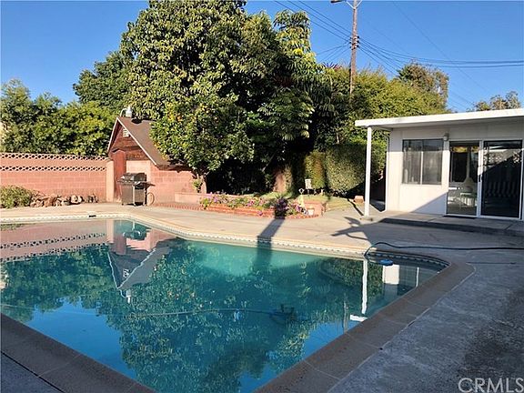 3rd image of 1313 W Tonia Ln