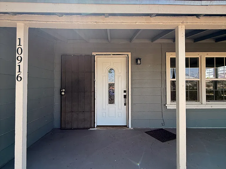 10916 Santa Rosa Ave #A — Photo 7