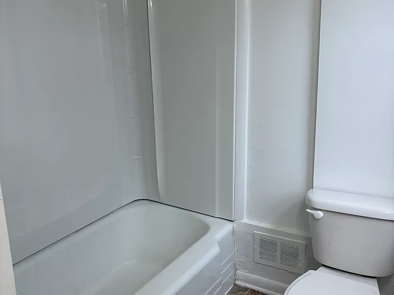 269 Crocker Blvd — Photo 9
