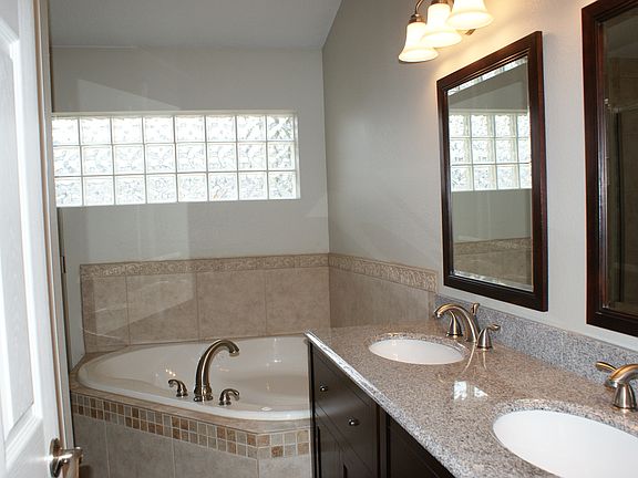 5th image of 2763 Corinth Ct