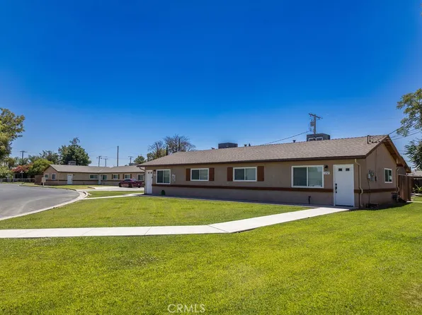 1785 Woodland Dr, Hanford, CA 93230
