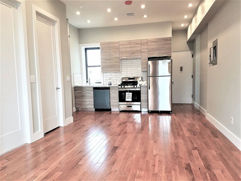 1st image of 699 Willoughby Ave APT 4A