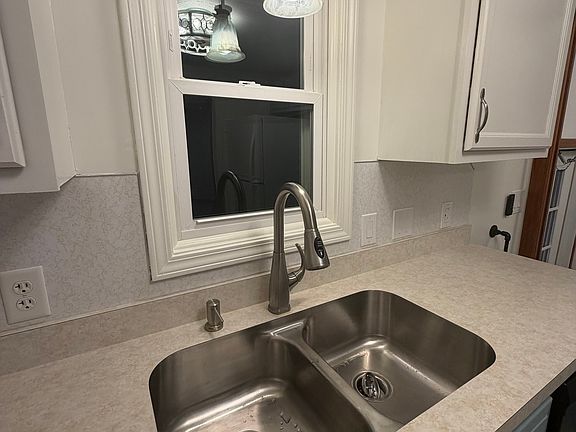 5th image of 7148 Cleveland Rd