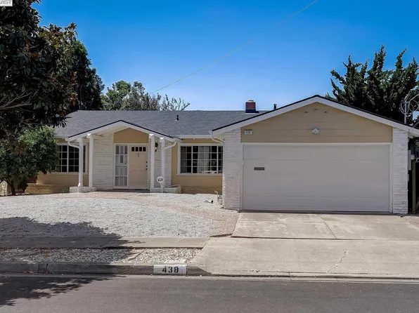 438 Saint Andrews St, Hayward, CA 94544