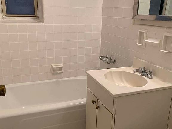 4th image of 2355 E 12th St APT 1S