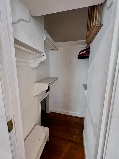 2 bed, 700 sqft, $3,500 — Photo 3