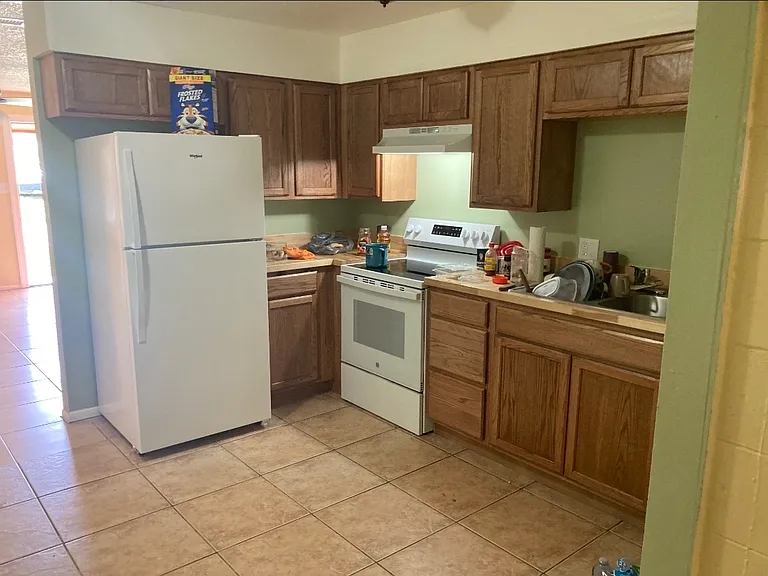 699 Hughlett Ave — Photo 6
