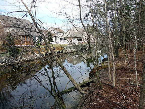 3rd image of 991 Sandbar Ct