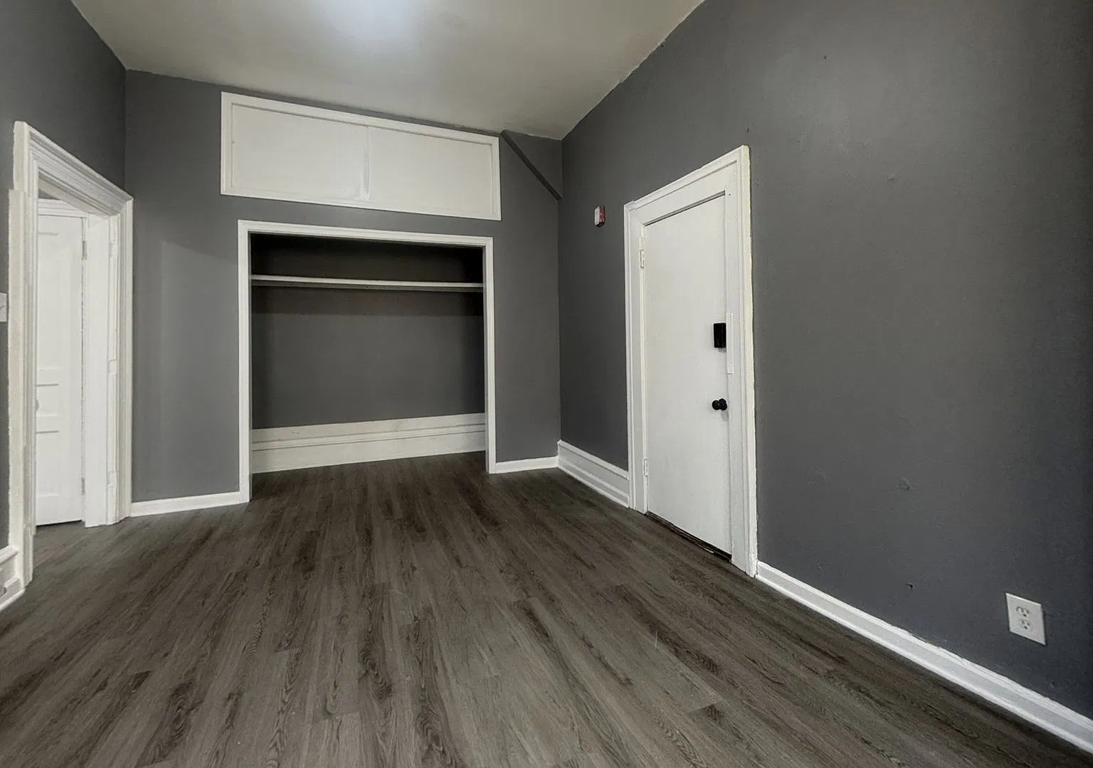 1653 Harrison Street — Photo 4