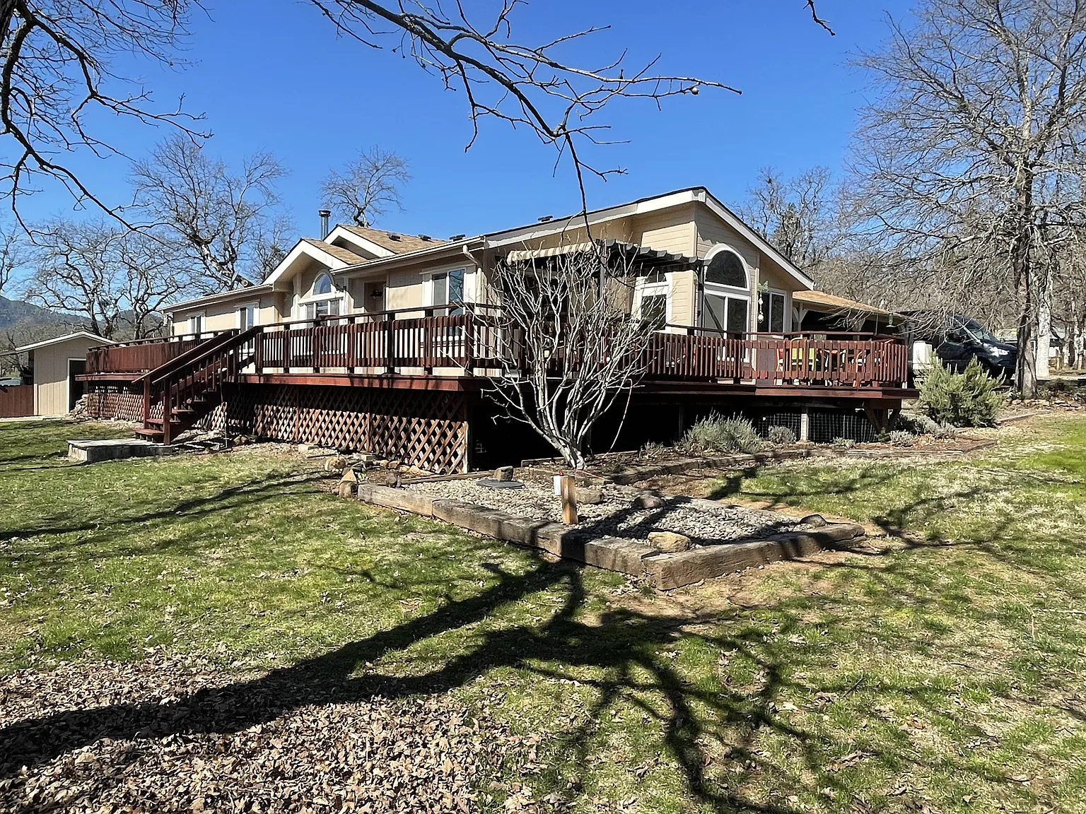 773 Rock Creek Rd photo 1