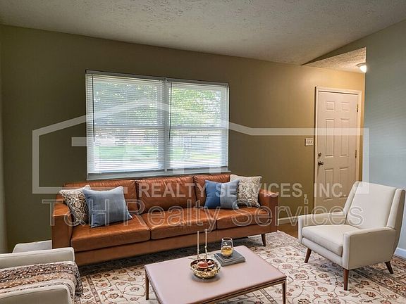 3rd image of 5306 Yucatan Dr