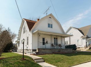 529 Grove St, Mayville, WI 53050