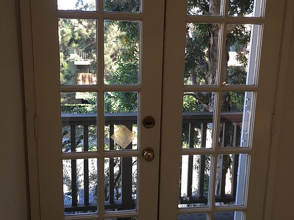 5th image of 3127 Bagley Ave APT 201