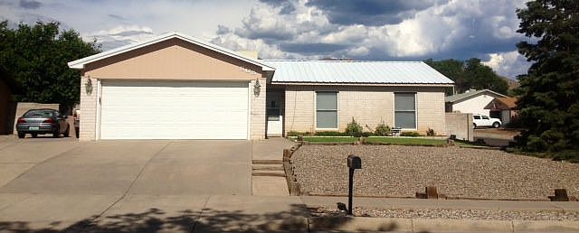1st image of 808 Georgene Dr NE