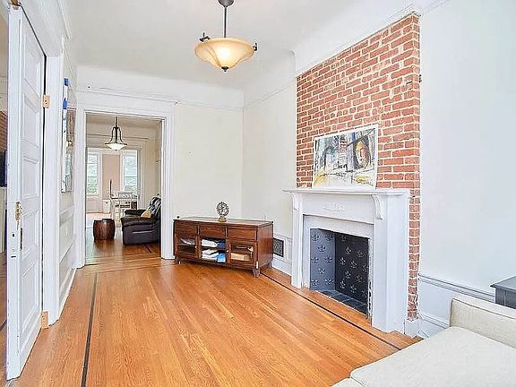 5th image of 578 W 183rd St
