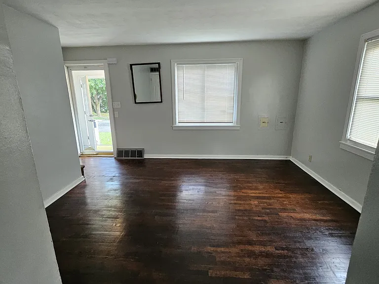 432 Pearl Harbor St #432 — Photo 6