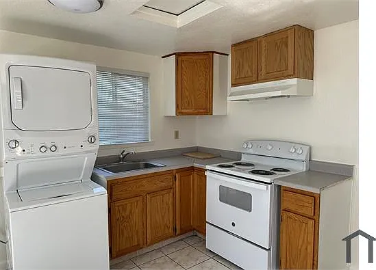 5801 Wallace Ave #2 — Photo 3