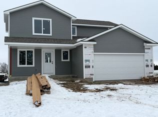 1663 NW Savannah Dr, Ankeny, IA 50023