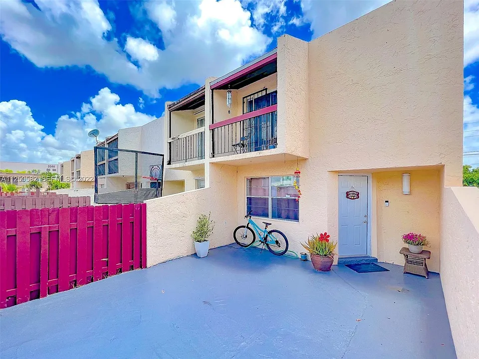3672 SW 59th Ave #7