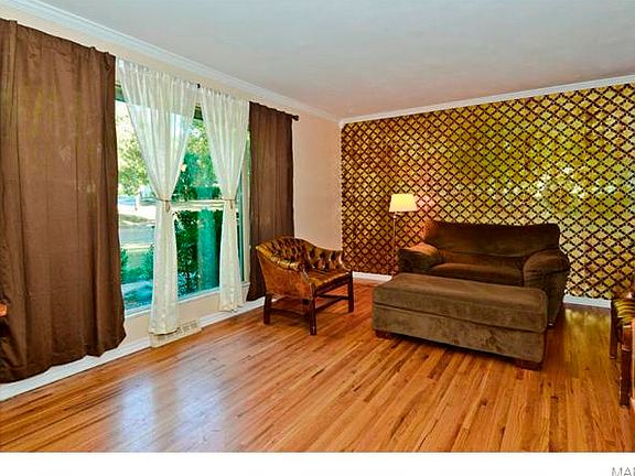 3rd image of 4738 Littlebury Dr