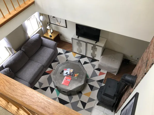 20 Ellwood St, Charlestown, MA 02129