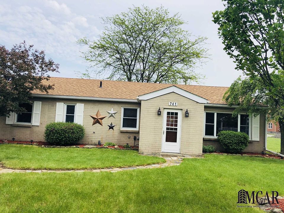 1st image of 741 Palmwood Ave