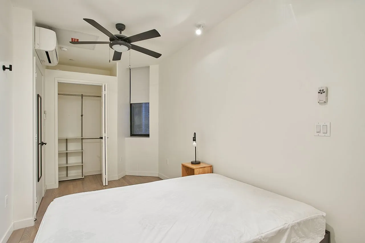Lovely Private ROOM in Manhattan — Photo 1
