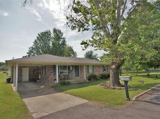 205 4th St, Barling, AR 72923