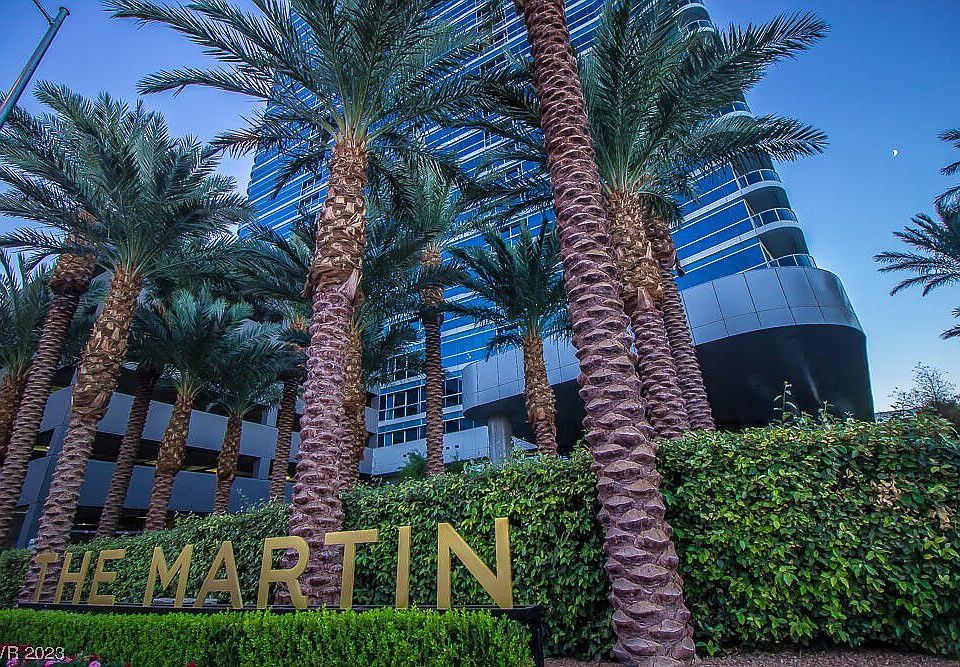 1st image of 4471 Dean Martin Dr Unit 507