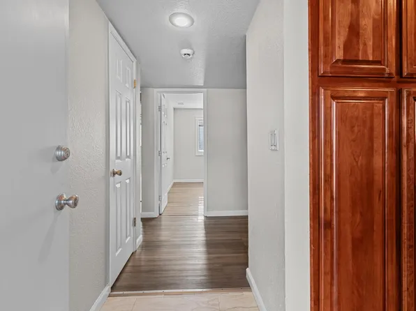 7496 Red Willow St, Sacramento, CA 95822