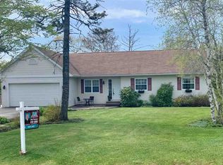 67 Tamarack Dr, Fall River, NS B2T1E8