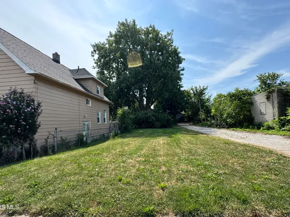 2332 N Erie St, Toledo, OH 43611