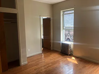 Rented by Capri Jet Realty Corp