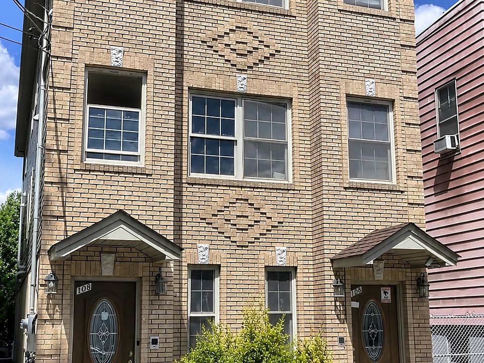 1st image of 108 Carlton Ave