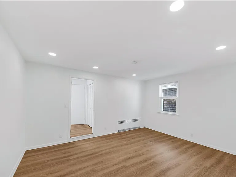 128 2nd Ave — Photo 12