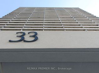 33 Isabella St #609-C08, Toronto, ON M4Y 2P7