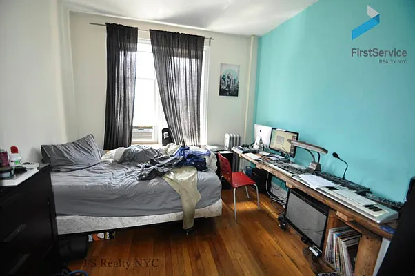 Rented by FirstService Realty (legacy) | media 73