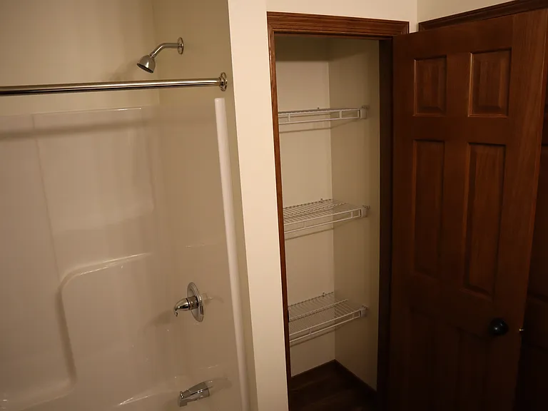 Dreamsville Apartments — Photo 21