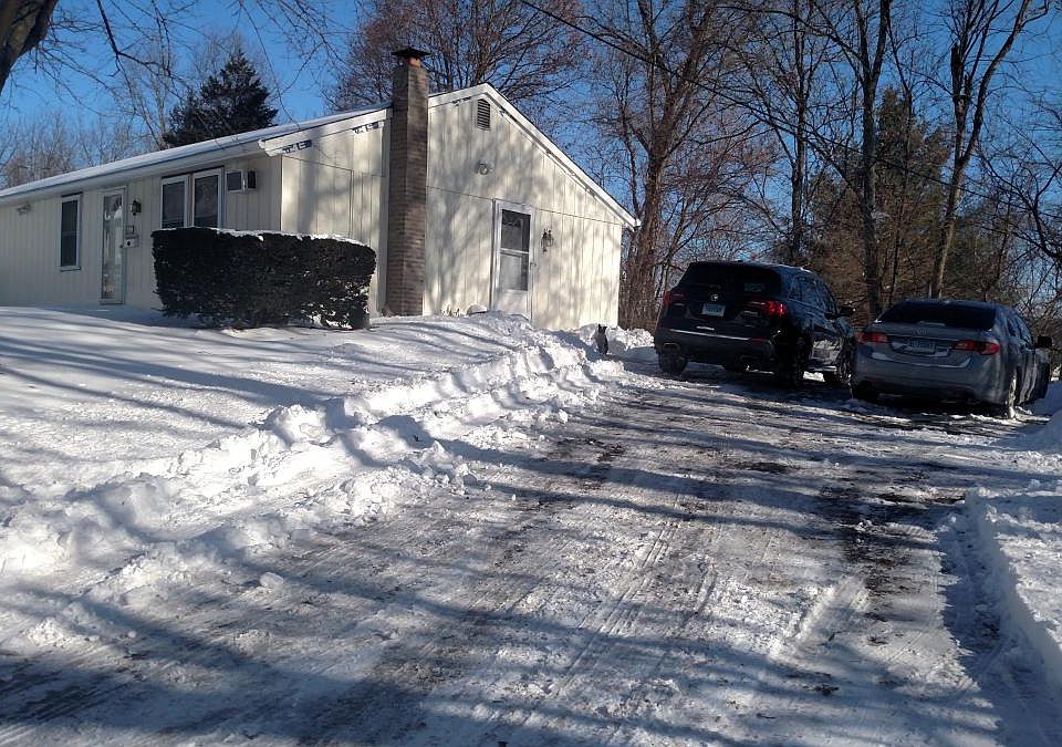 2nd image of 47 Chapman St