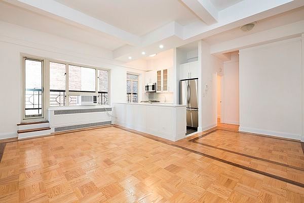 1st image of 20 E 35th St APT 14H