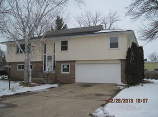 305 Vine St, Albany, WI 53502