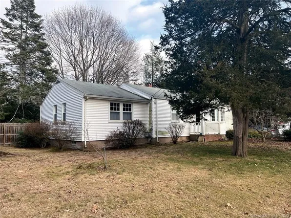 10 Arthur Street, North Haven, CT 06473