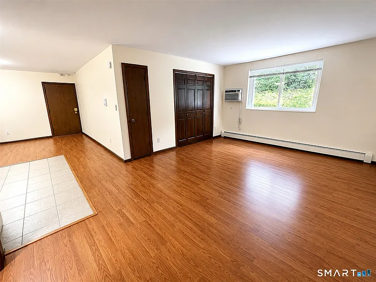 185 Scott Rd #1D — Photo 4