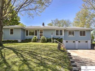 8505 Evans St, Omaha, NE 68134