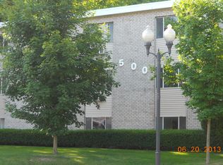 500 W Main St APT 28, Endicott, NY 13760